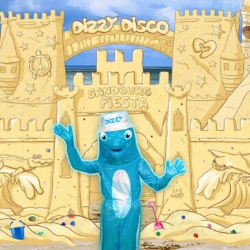 Dizzy Disco lädt mit “Sandburg Fiesta” zum größten Sandburgenabenteuer des Sommers ein