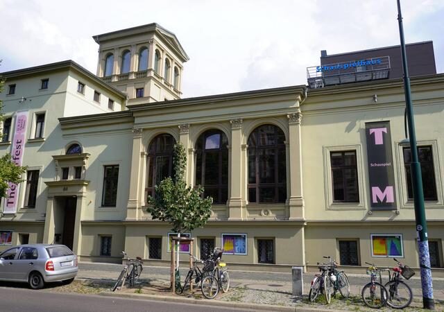 Live-Diskussion im Theater Magdeburg / Deutschlandfunk-Sendung heute vor Ort: „Wie lassen sich Gräben überwinden?“